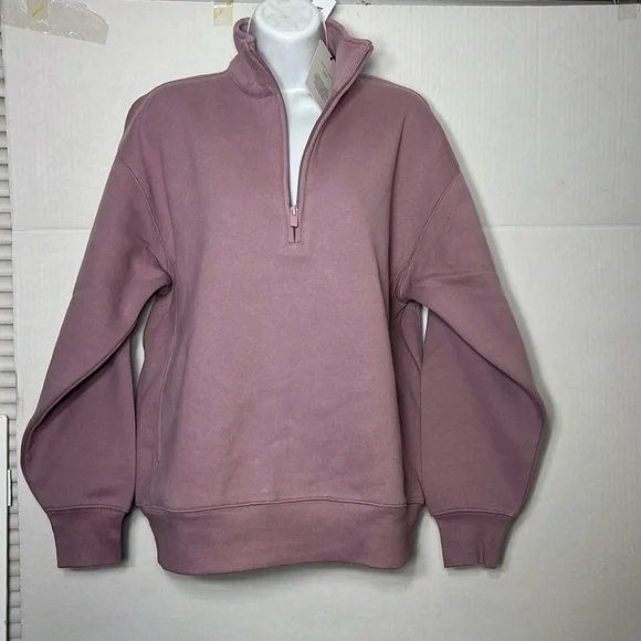Aritzia Sweaters Aritzia Color Claremont Cozy Fleece Boyfriend